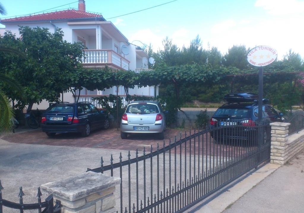 Apartments Tonimir Βόντιτσε Εξωτερικό φωτογραφία