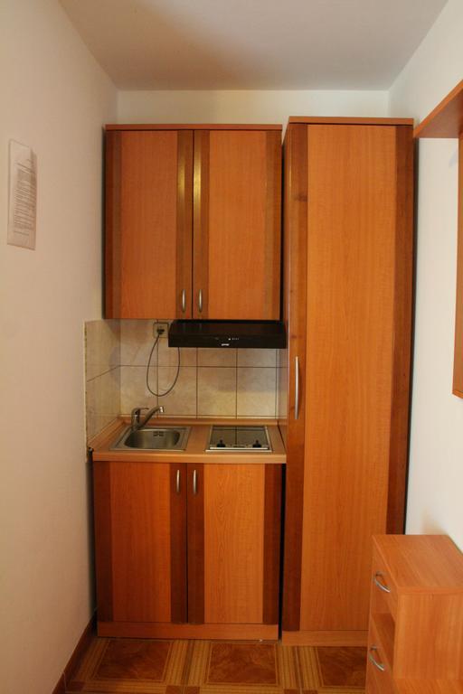 Apartments Tonimir Βόντιτσε Δωμάτιο φωτογραφία